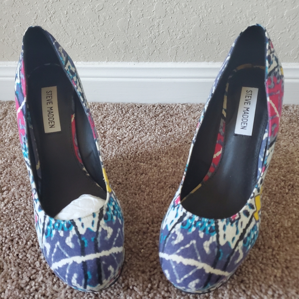 Multicolor Steve Madden Wedges
